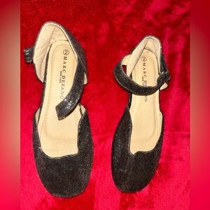 Marc defang size 2 youth